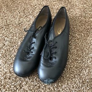 Capazio Black Tap Shoes
